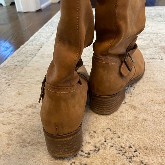 Kenzie suede boots - Picture 7 of 7